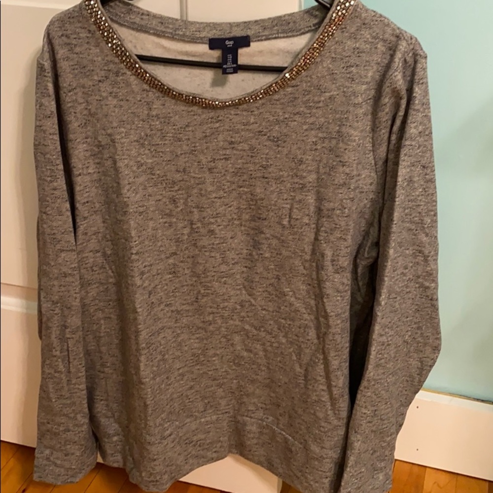 Lightweight sweater